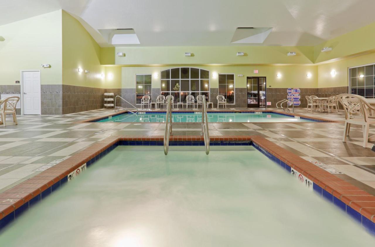 Staybridge Suites Rocklin - Roseville Area By Ihg Ngoại thất bức ảnh